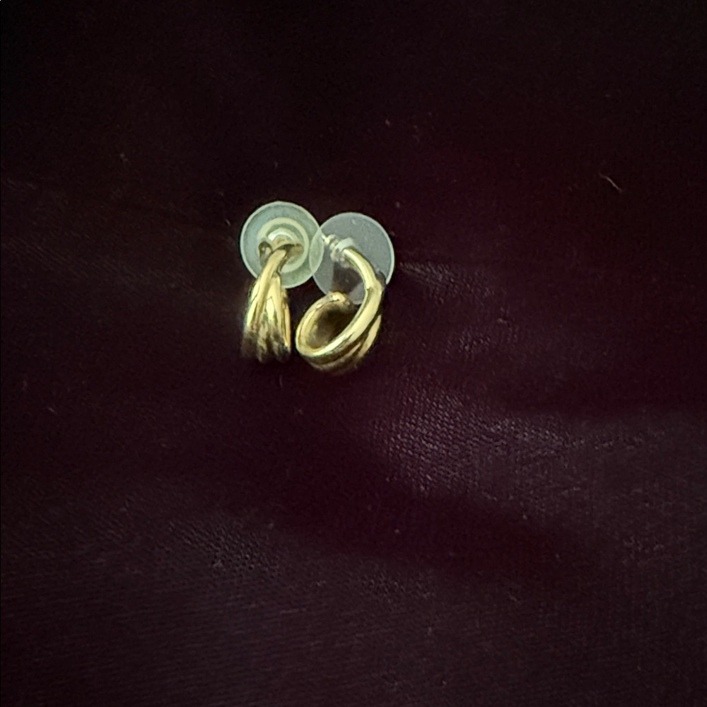 Elegant Gold-Tone Twisted Earrings